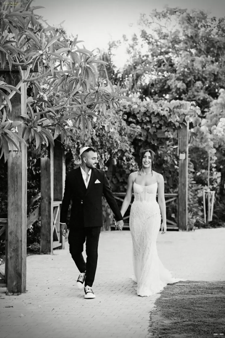 review gallery square