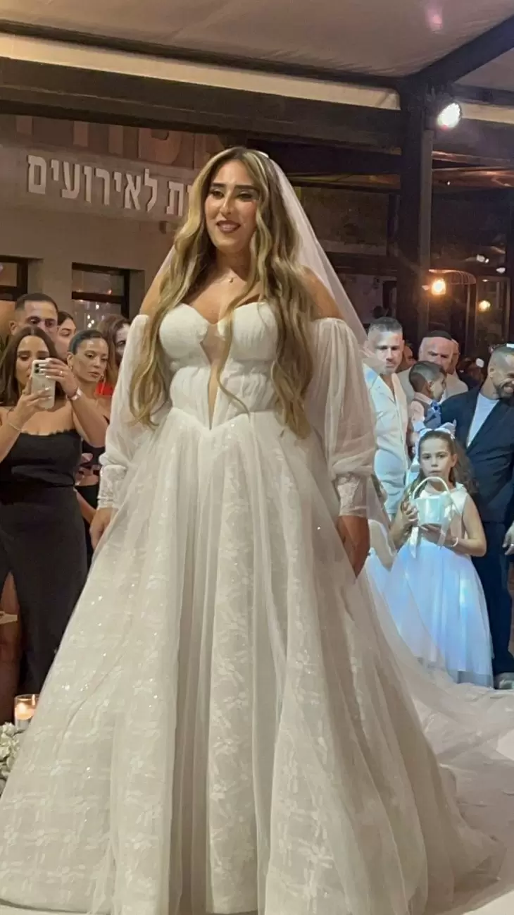 review gallery square