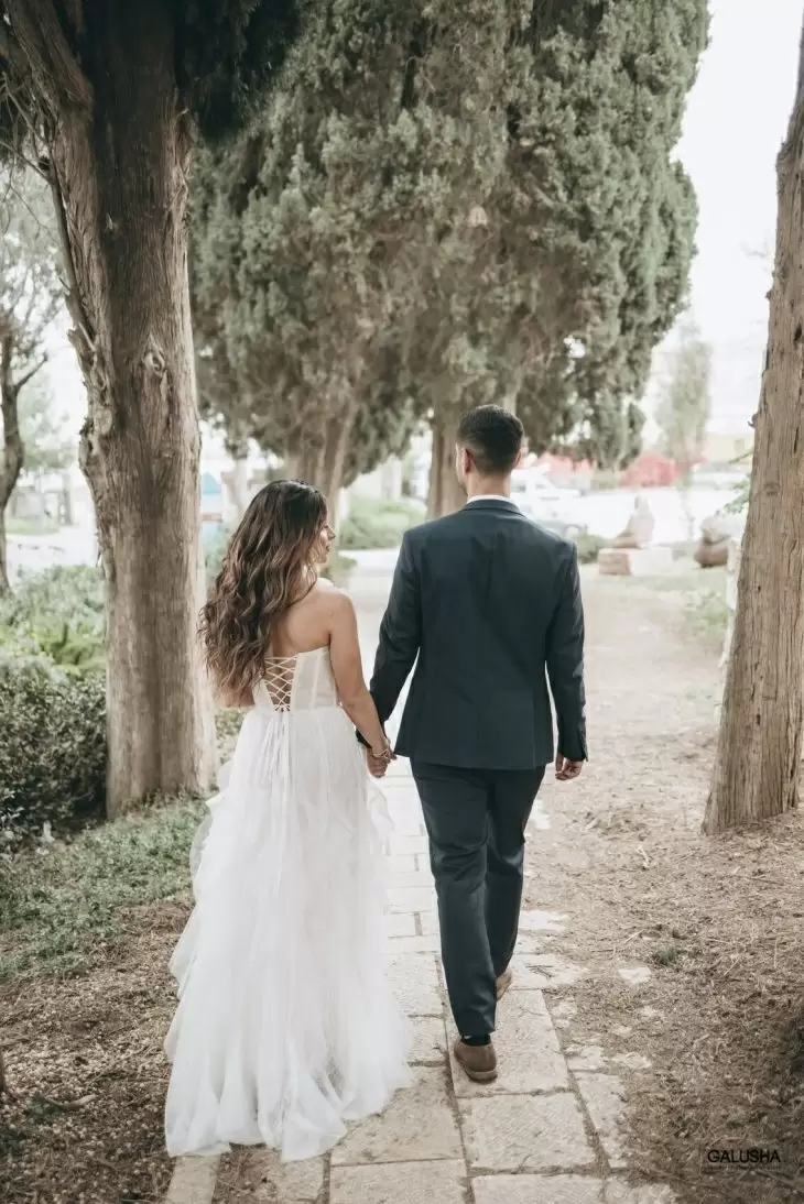 review gallery square