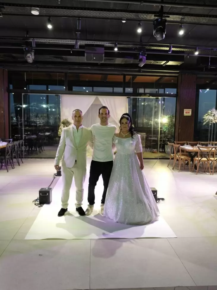 review gallery square