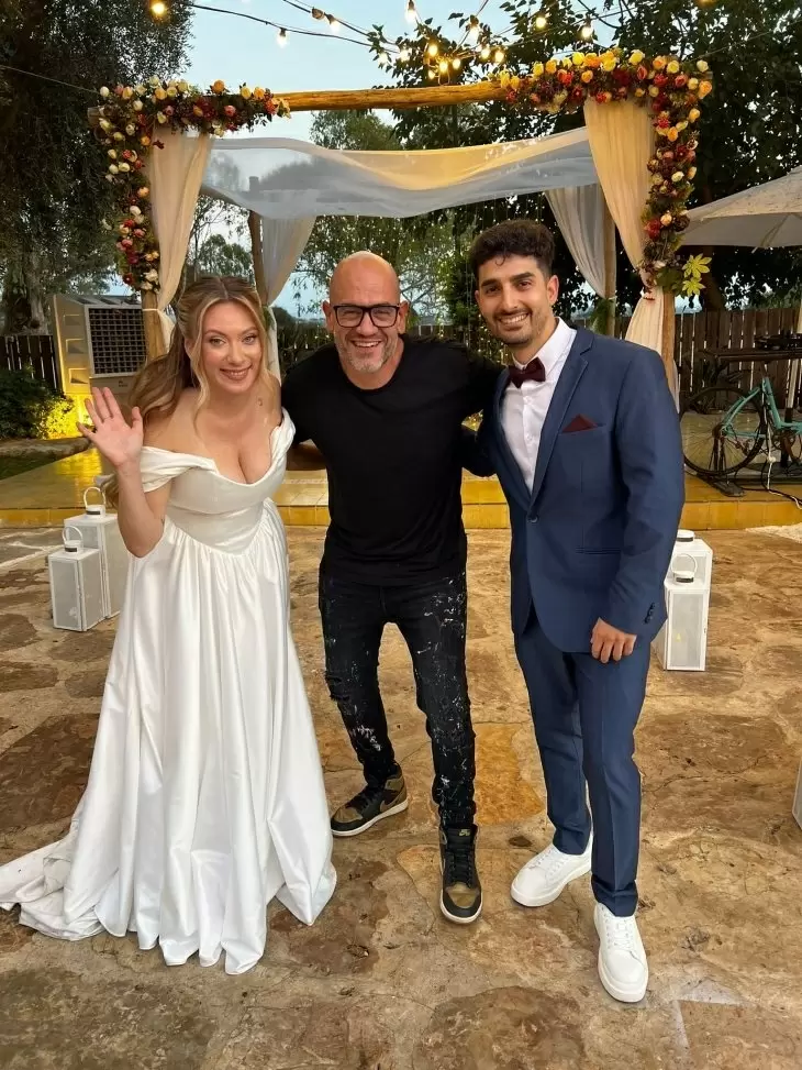 review gallery square