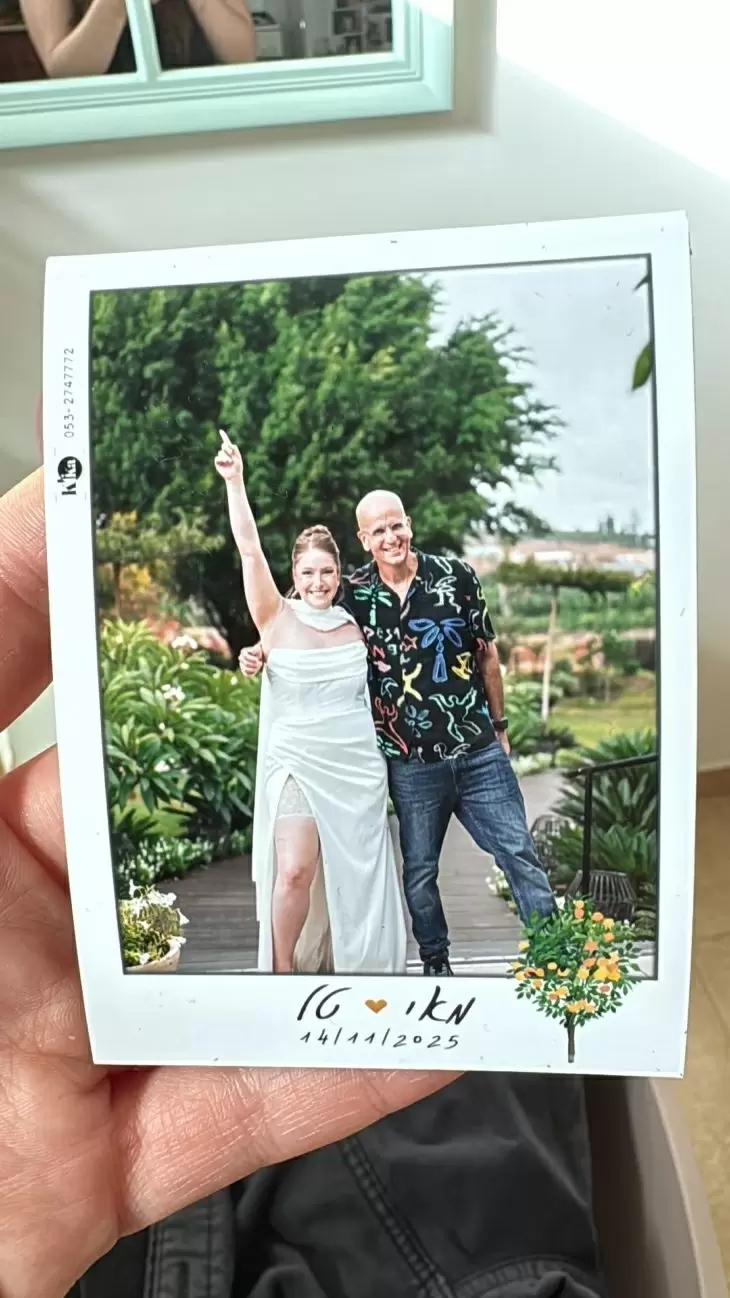 review gallery square