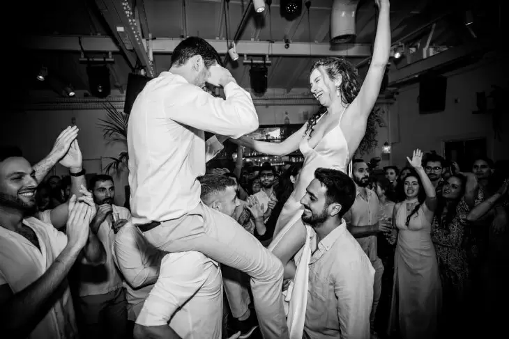 review gallery square