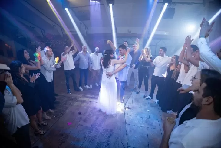 review gallery square