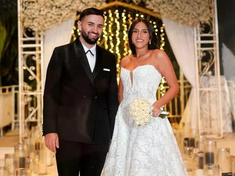 review gallery square