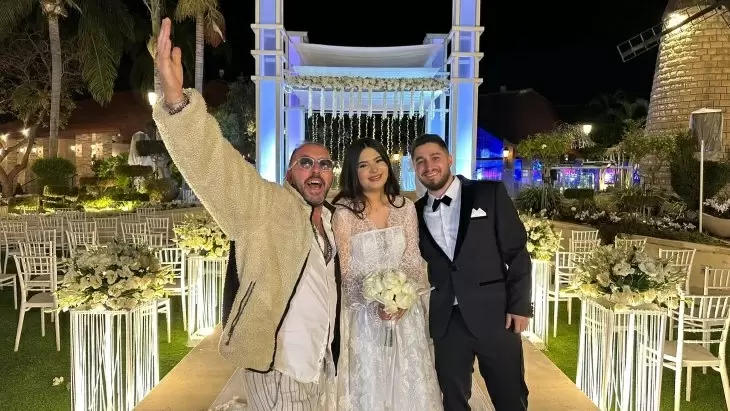 review gallery square