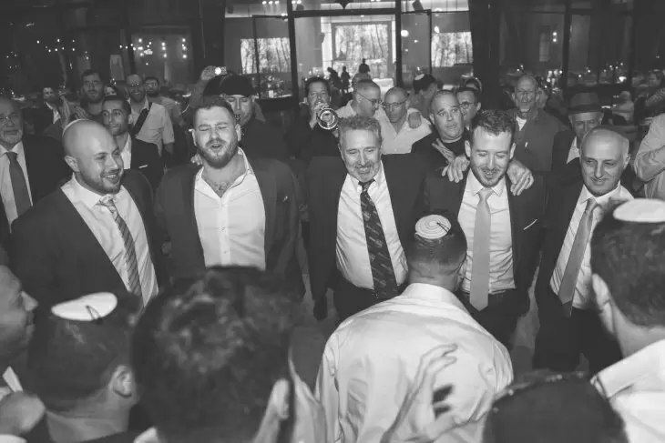 review gallery square