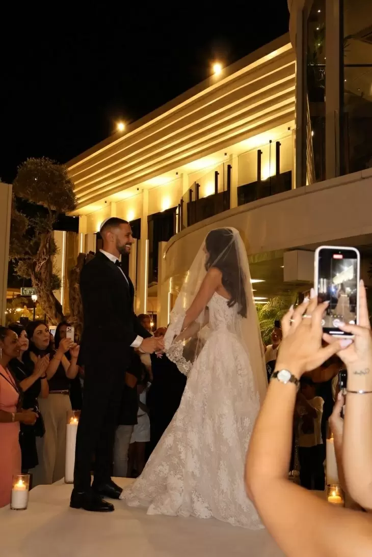 review gallery square