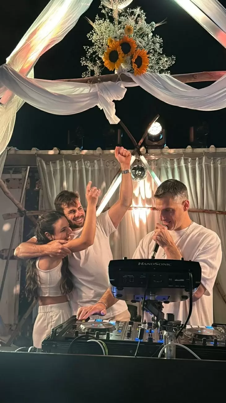 review gallery square