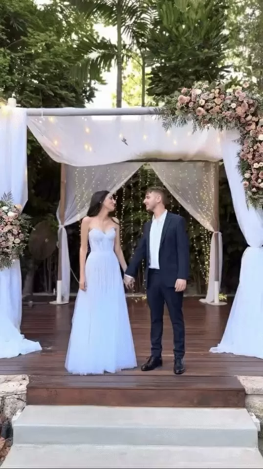 review gallery square