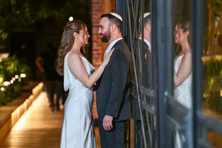 review gallery square