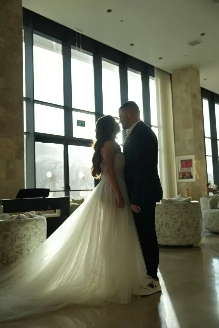 review gallery square