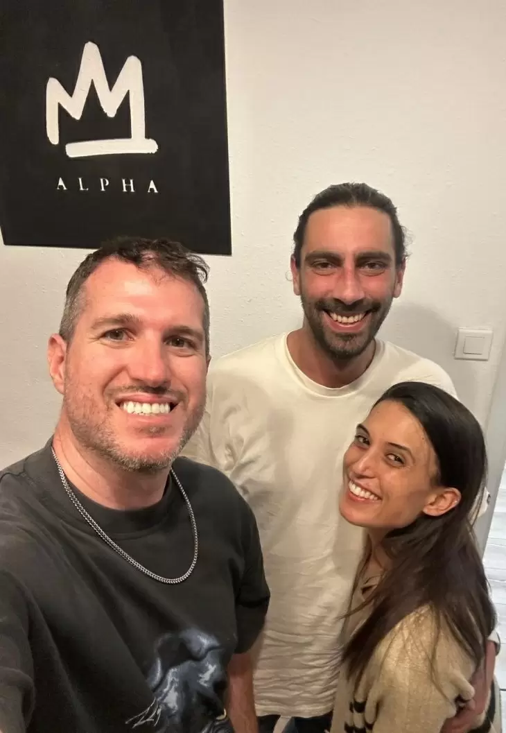 review gallery square