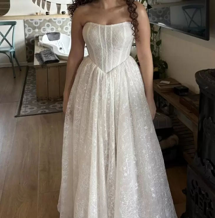 review gallery square