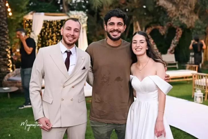 review gallery square