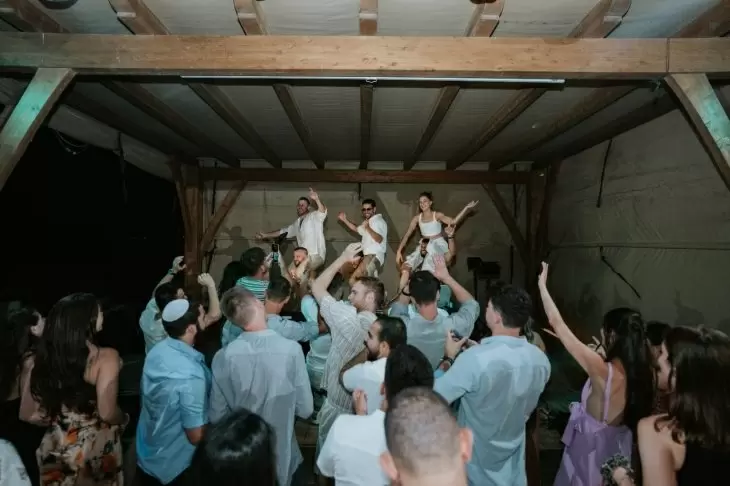 review gallery square