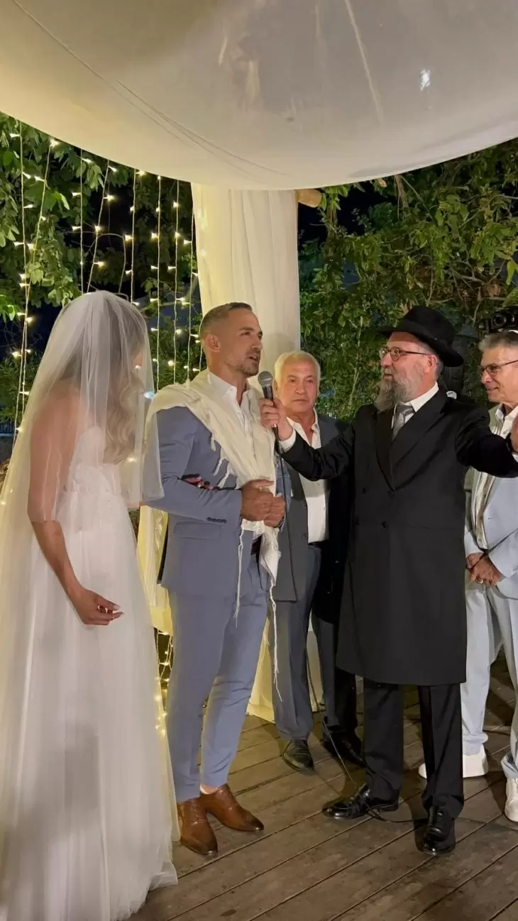 review gallery square