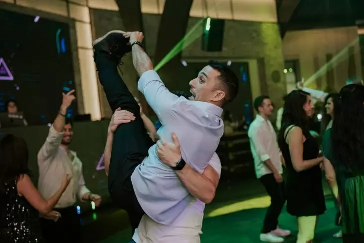 review gallery square