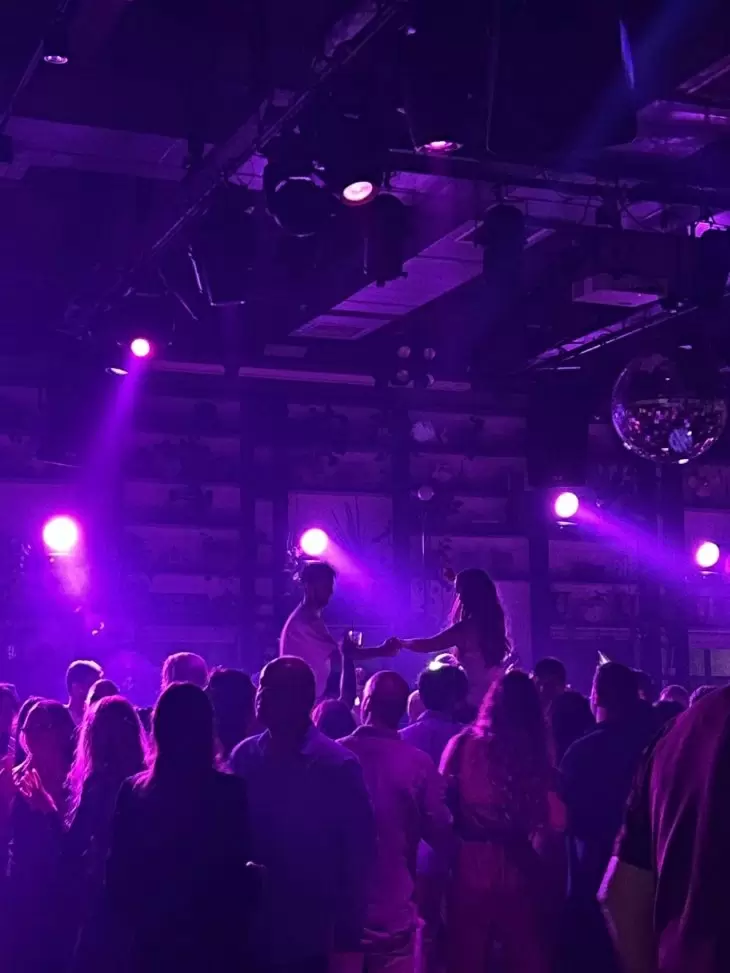 review gallery square