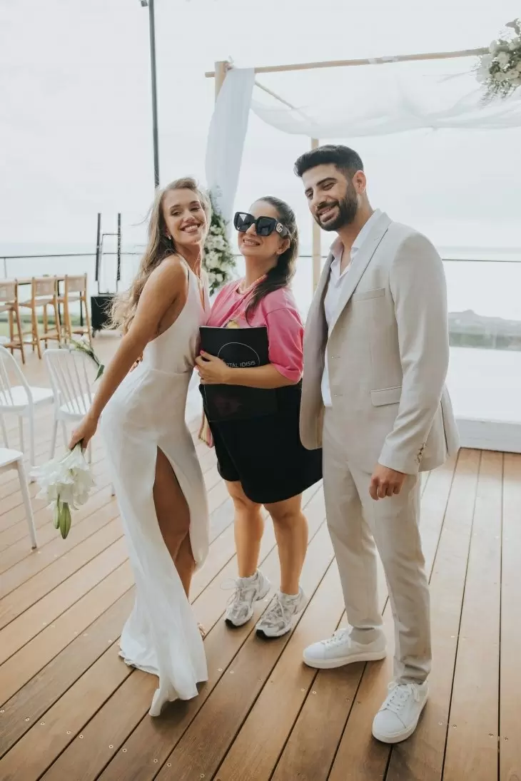 review gallery square