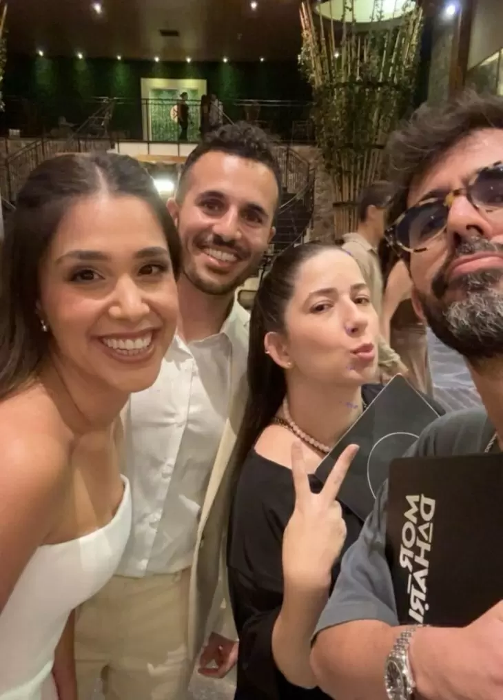 review gallery square