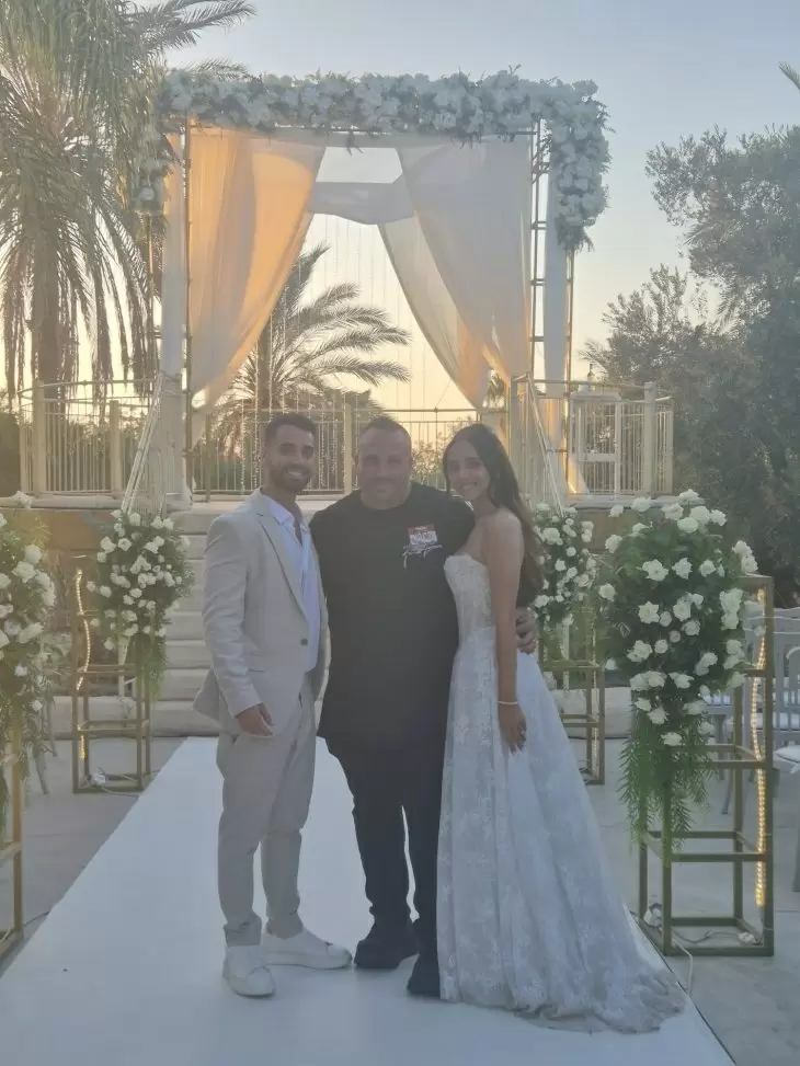 review gallery square