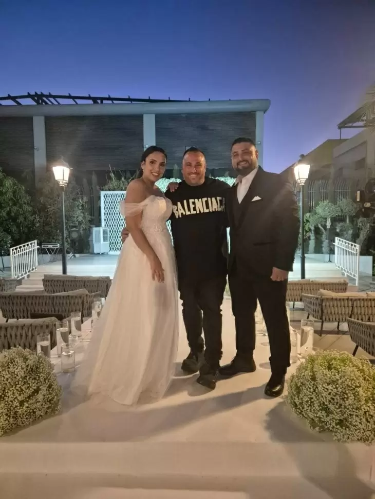 review gallery square