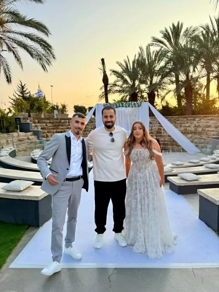 review gallery square