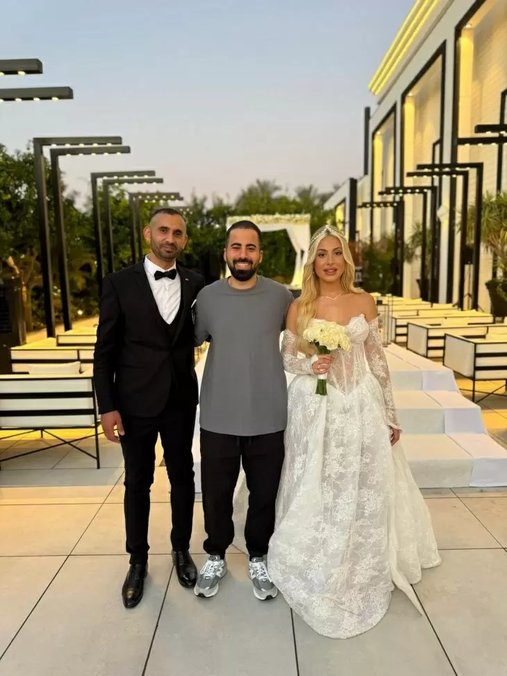 review gallery square