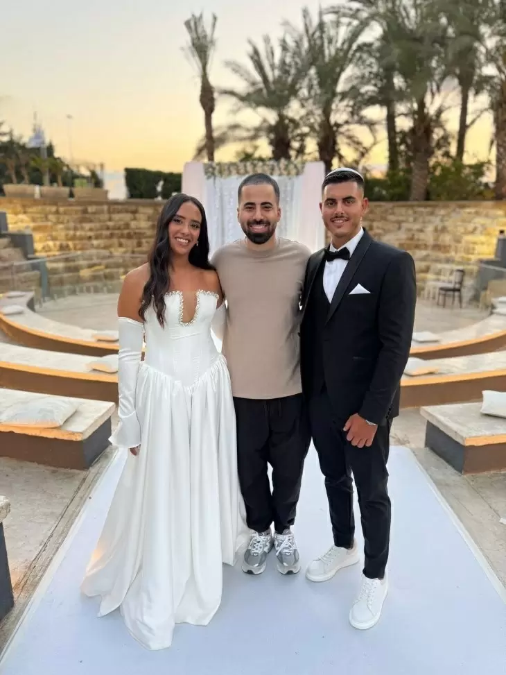 review gallery square