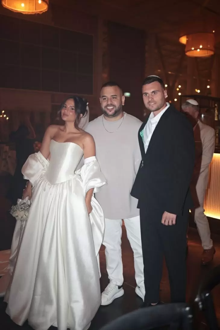 review gallery square