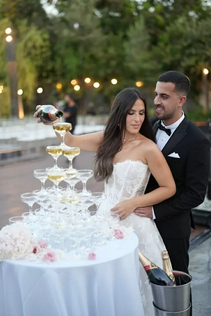 review gallery square