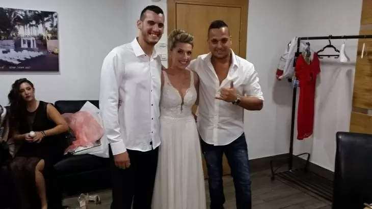 review gallery square