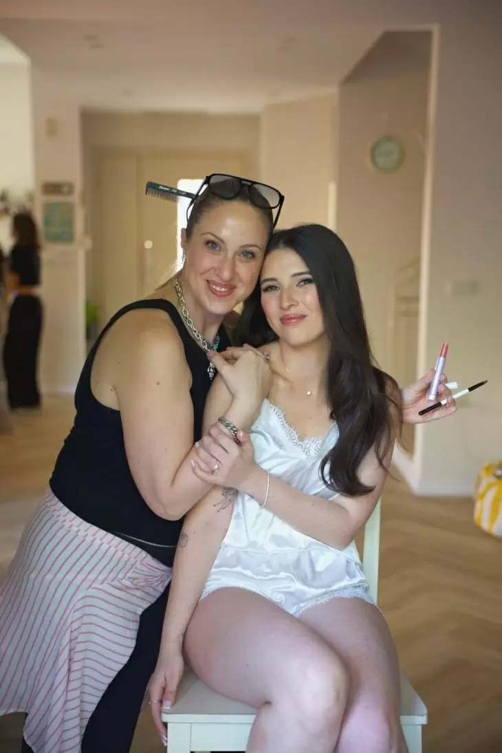 review gallery square