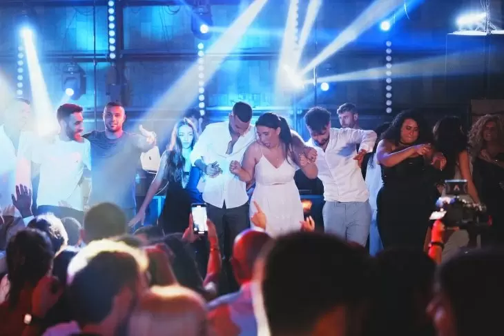 review gallery square